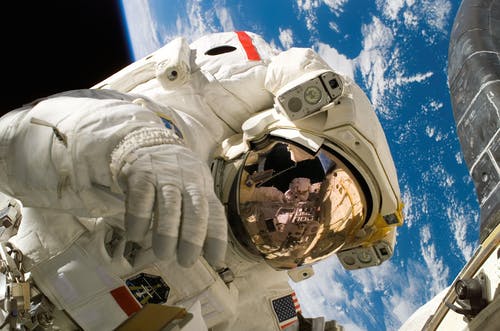 Space exploration, but limiting the risks for astronauts