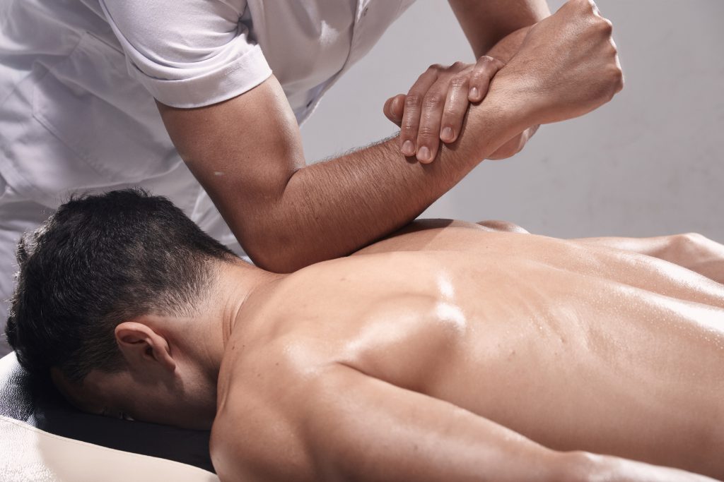 If you are like me, you dream of a good massage after a hard day at work. His back is sore, his neck is sore, his shoulders are stiff as a rock.