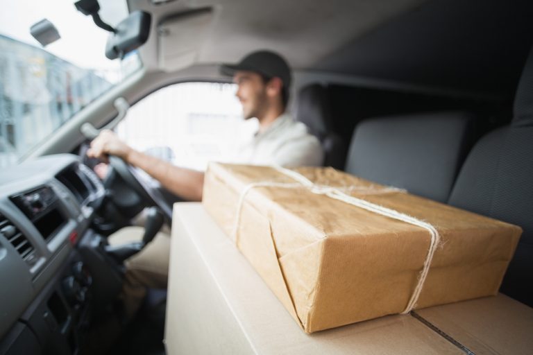 What is a Courier Service: Tips for hiring the courier services
