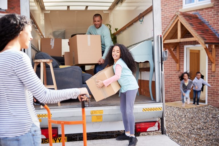 Five Things To Expect While Taking Services From A Removal Company.
