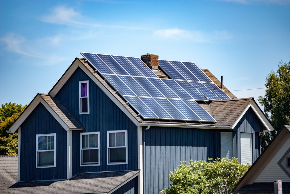 8 Reasons Why You Need To Hire A Solar Moving Company