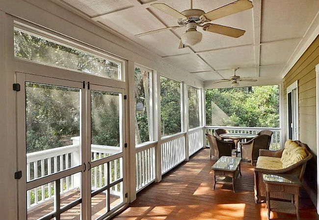How a Screened-In Porch Can Change Your Home