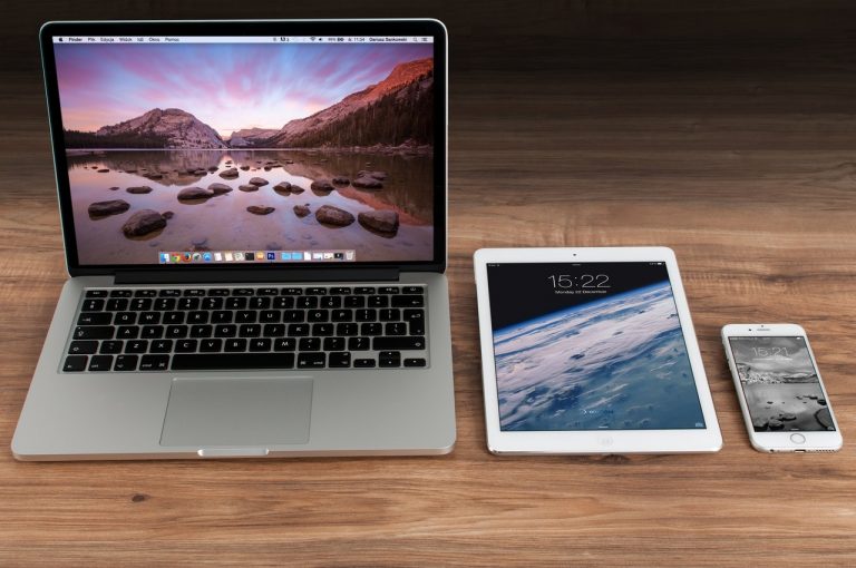 Which Apple iPads is best for web browsing?