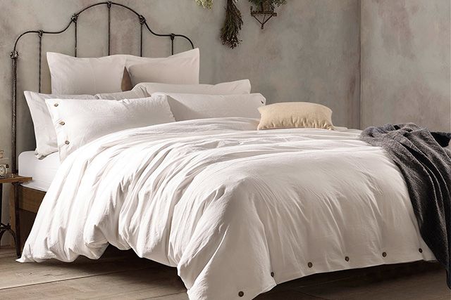 COMFORTER VS DUVET: WHICH ONE IS THE BEST FOR YOU?
