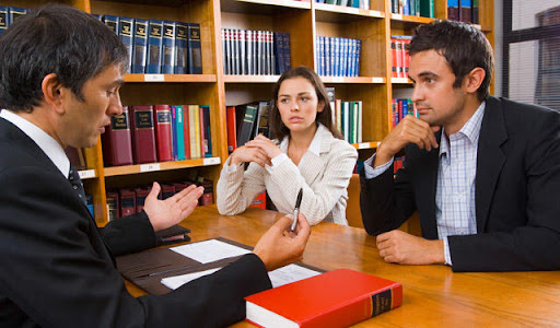 Hire Professional Divorce Lawyers To Divorce easily.