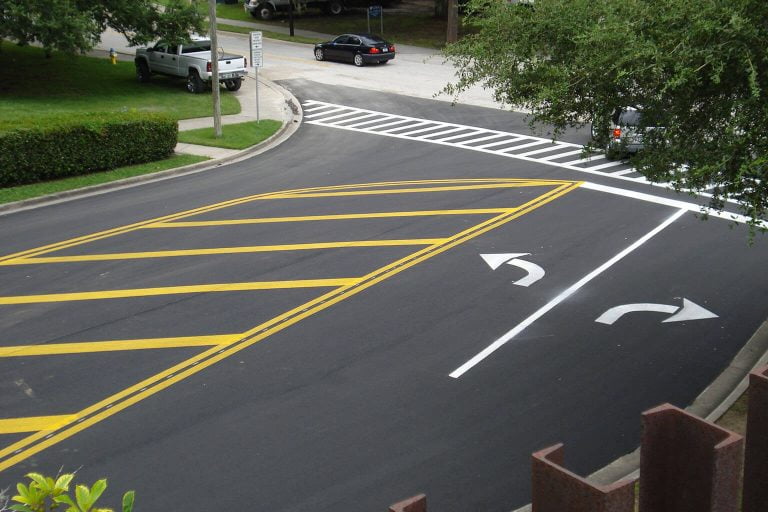 Common Types of Road Lines That You Should Know