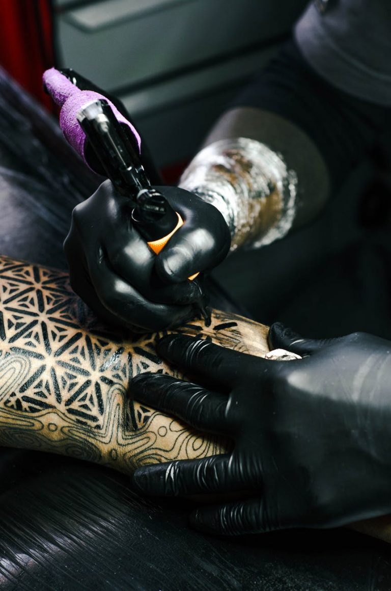 The Reasons Why You Need Tattoo Gloves & What to Look for When Buying Them
