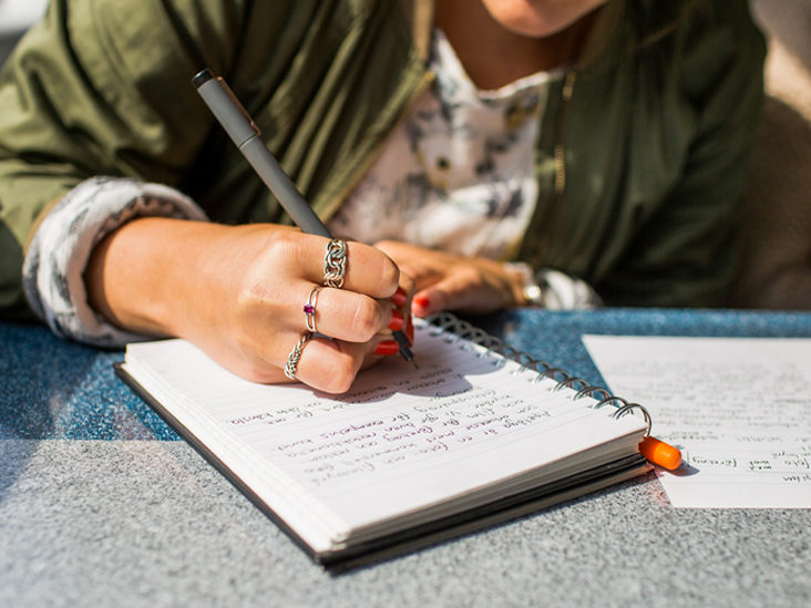 How To Add A Professional Touch In Your Book Writing