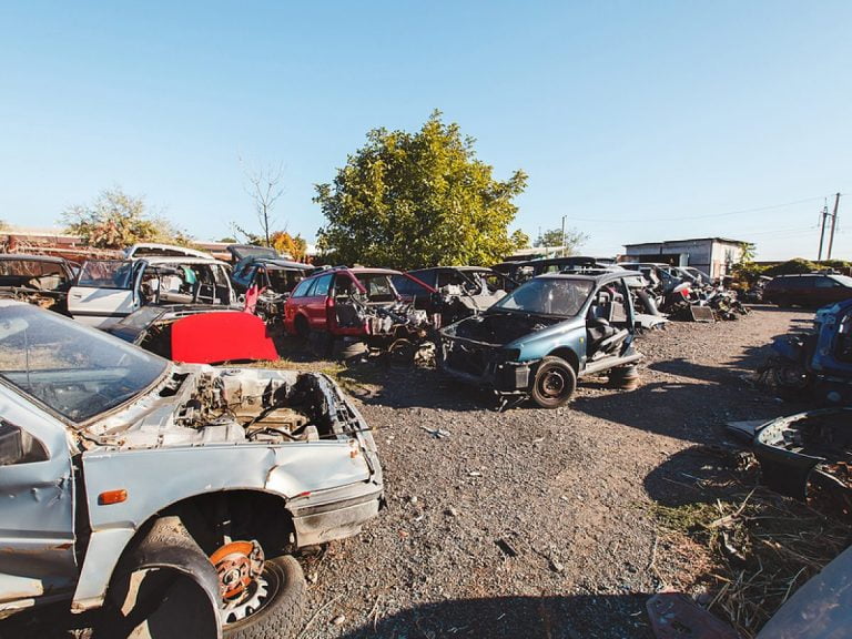 What are the Most Valuable Parts on a Scrap Car?