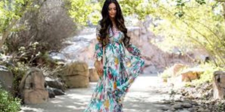 How to Pack Light with Mix-and-Match Vacation Dresses