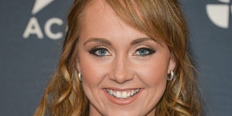 Amber Marshall Net Worth: The Quiet Life Behind Heartland’s Beloved Star Amber Marshall Net Worth: The Quiet Life Behind Heartland’s Beloved Star